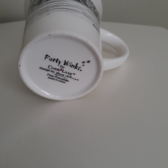 Cheri Lane Forty Winks Mug designed by Steve O'Connell White with Kittens - Picture 6 of 7